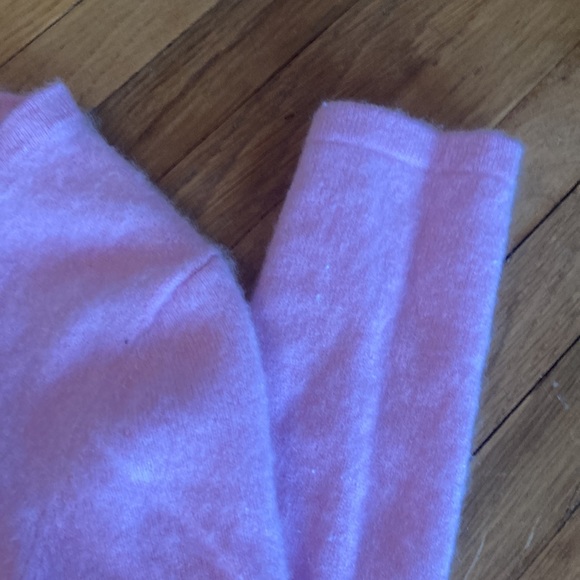 Cashmere Sweater - Picture 8 of 8